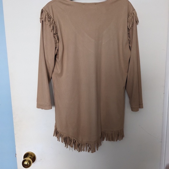 Lace & Co top and long skirt set fits like a size medium - Picture 3 of 4